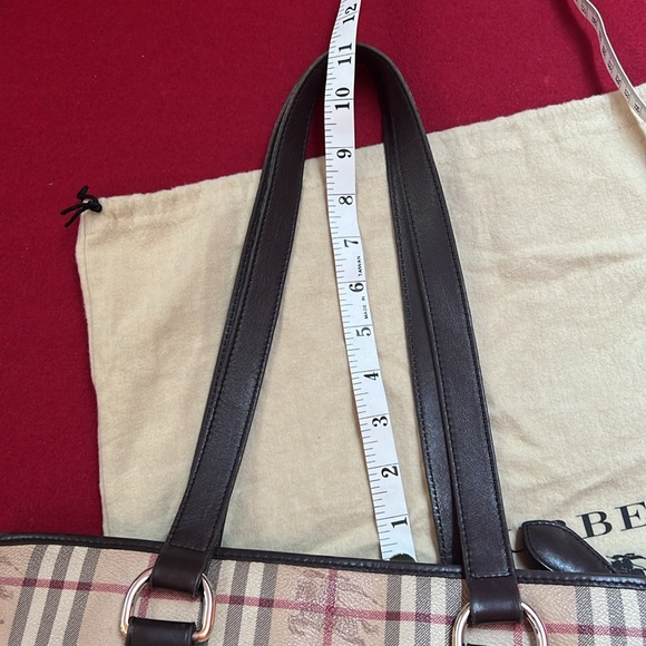 EUC Authentic Burberry Haymarket Check Coated Canvas onslow tote Zipper bag ๐ - Picture 11 of 15